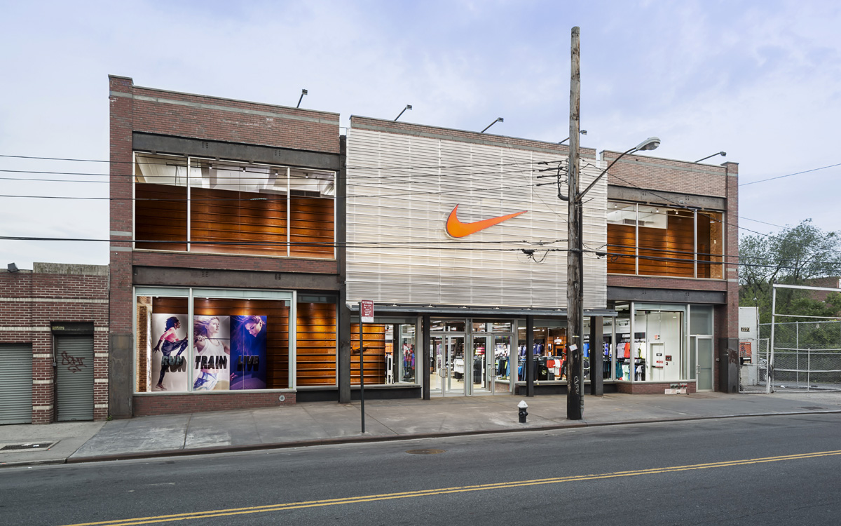 nike outlet in brooklyn