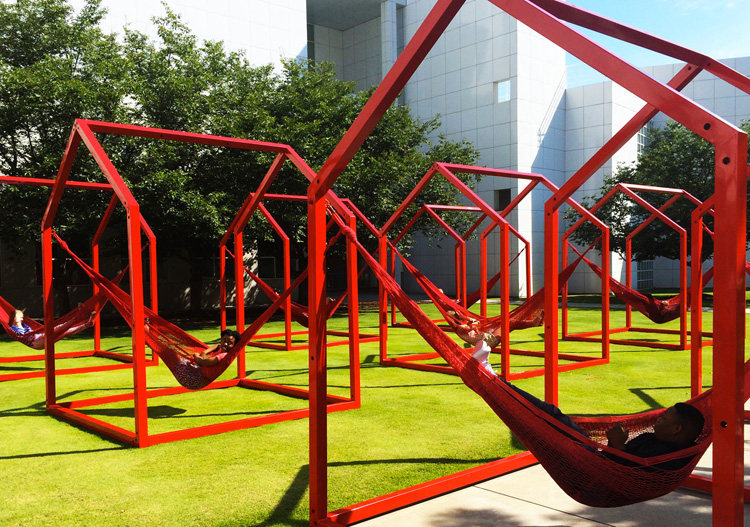 3-mi-casa-your-casa-interactive-installation-by-hector-esrawe-and-ignacio-cadena