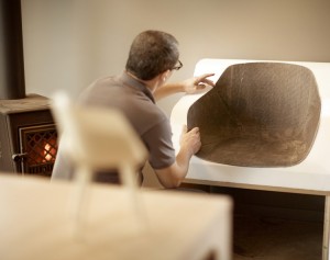 8-jean-louis-iratzoki-designs-the-first-bioplastic-chair-for-alki