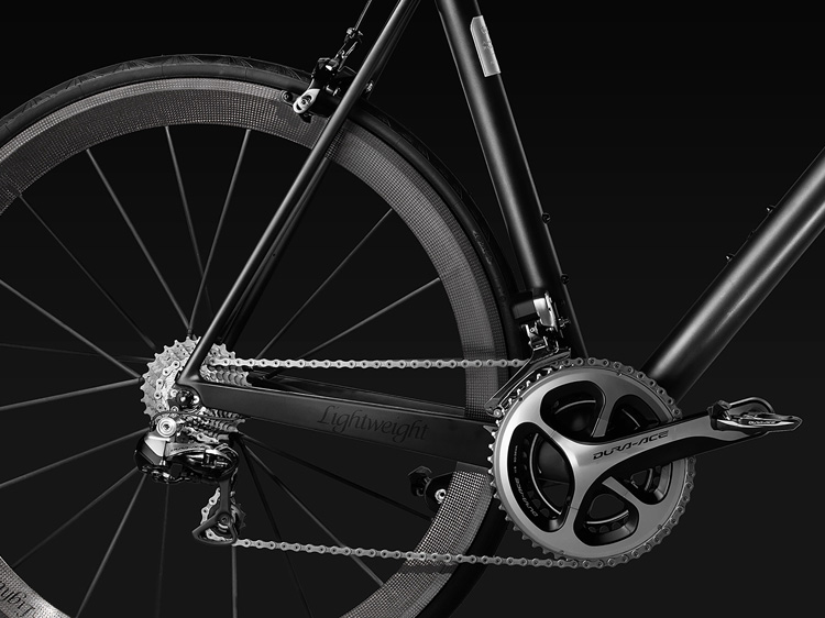 5-audi-unveils-first-sport-racing-bike-made-of-carbon