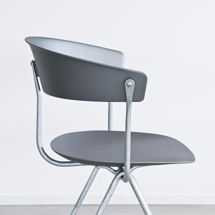 2-officina-chair-and-stool-by-ronan-erwan-bouroullec-for-magis