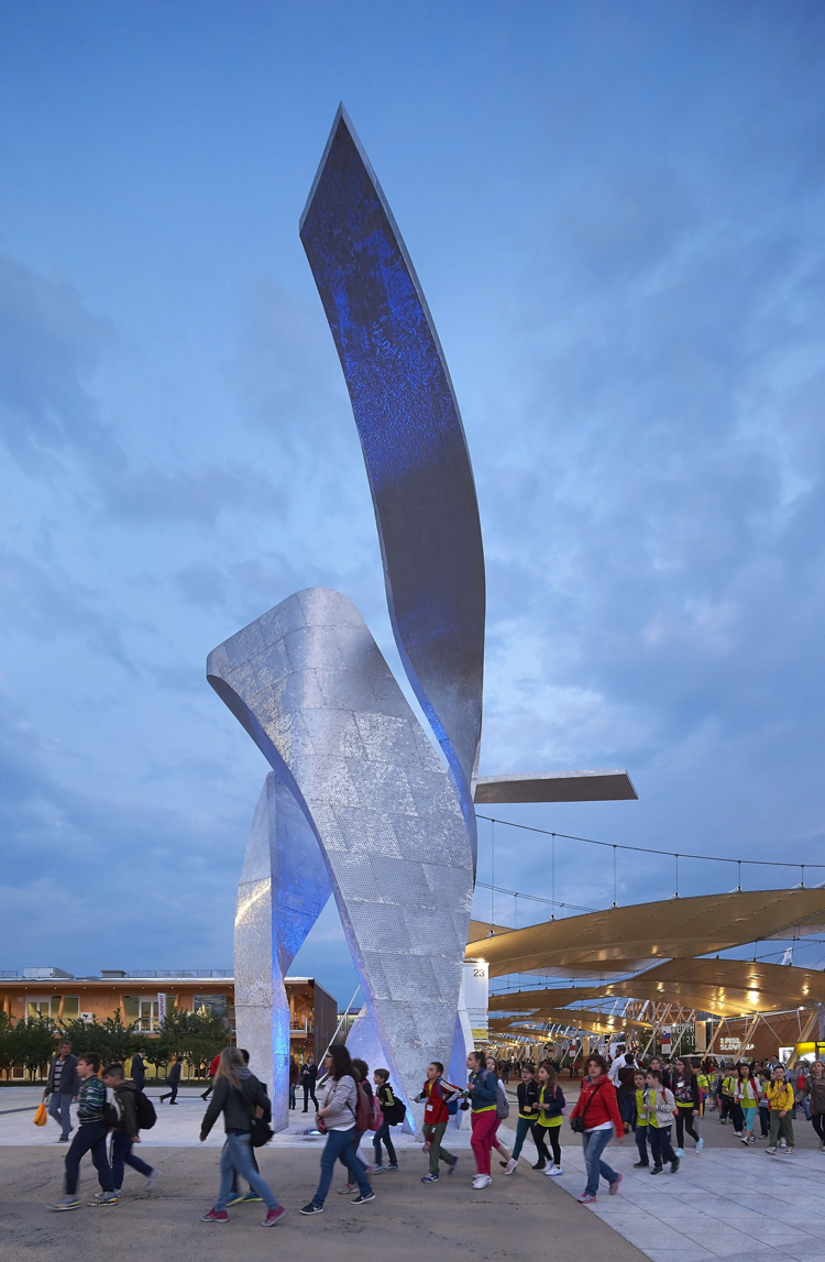 the-wings-sculptures-by-daniel-libeskind-for-expo-milano-2015-3