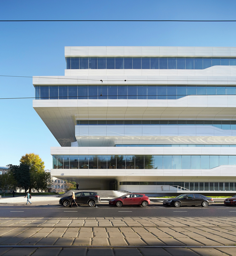 dominion-office-building-by-zaha-hadid-architects-moscow-3