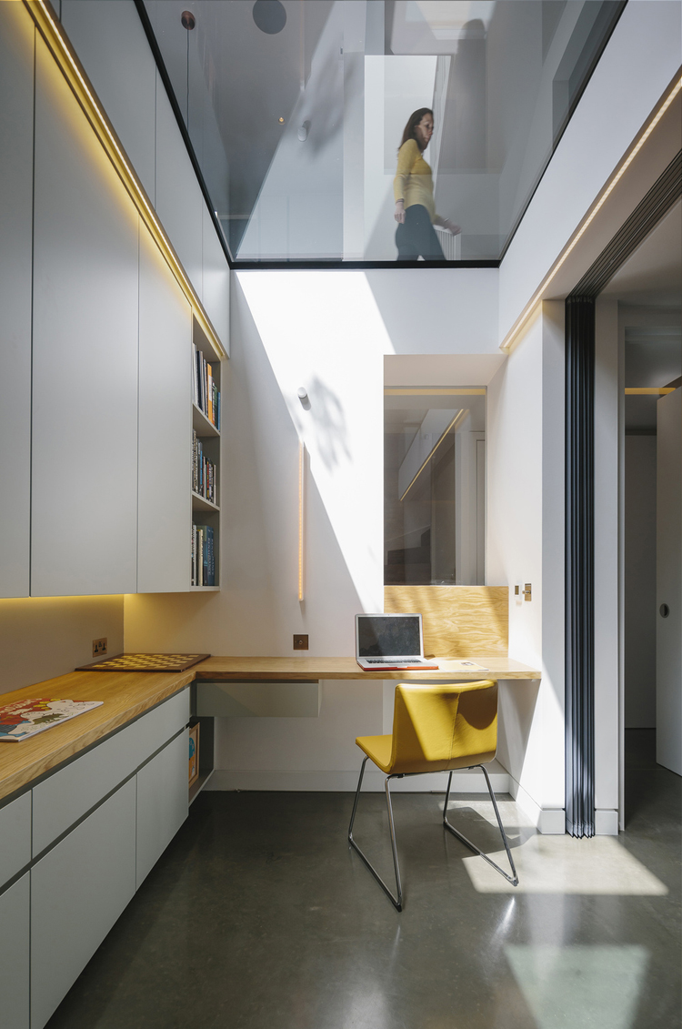 brackenbury-house-by-neil-dusheiko-architects-london-10