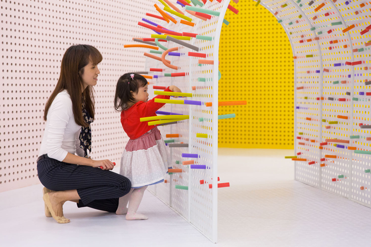 mathery-studio-designs-interactive-foam-filled-space-for-kids-11