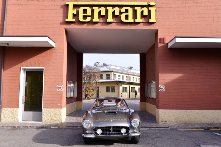 ferrari-gives-250-gt-swb-berlinetta-competizione-a-new-lease-on-life-8