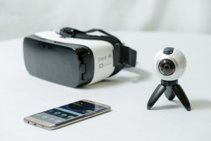 samsung-gear-360-degree-camera-3