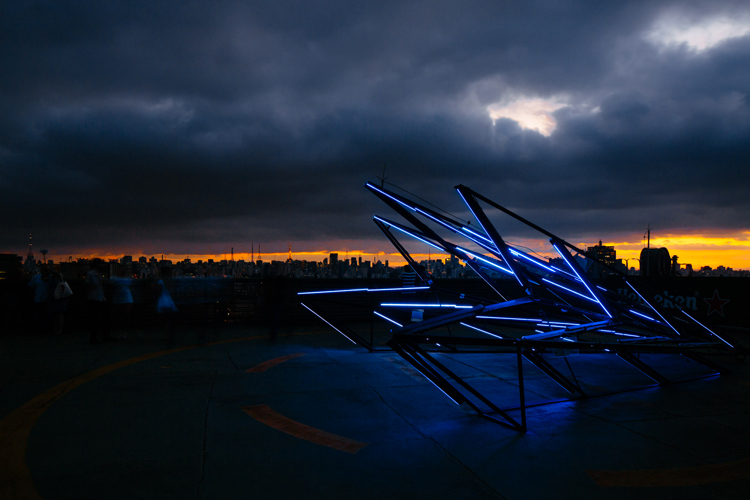 sensitive-star-interactive-installation-by-guto-requena-©Pedro-Kok-12