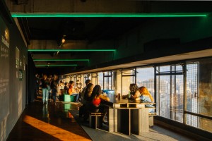 sensitive-star-interactive-installation-by-guto-requena-©Pedro-Kok-2