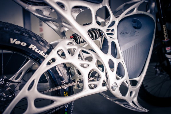 apworks-introduces-light-rider-the-worlds-first-3d-printed-motorcycle-2