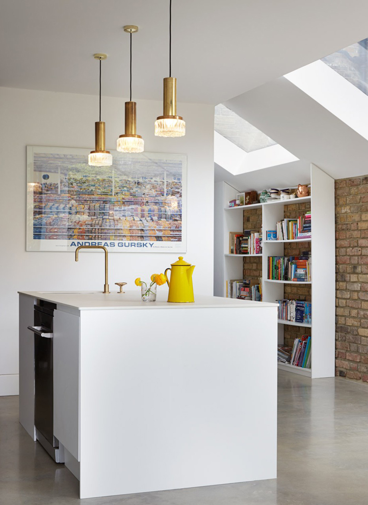 rise-design-studio-adds-glazed-extension-to-this-london-house-photo-by-Jack-Hobhouse-4