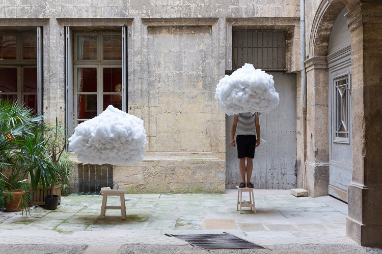 head-clouds-installation-montpelliers-festival-des-architectures-vives-5