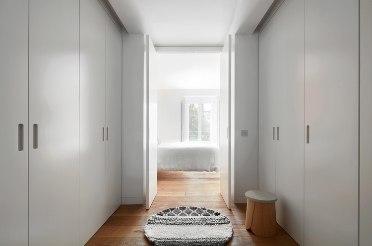 Lucas y Hernández-Gil Renovates 19th-century Apartment in Madrid