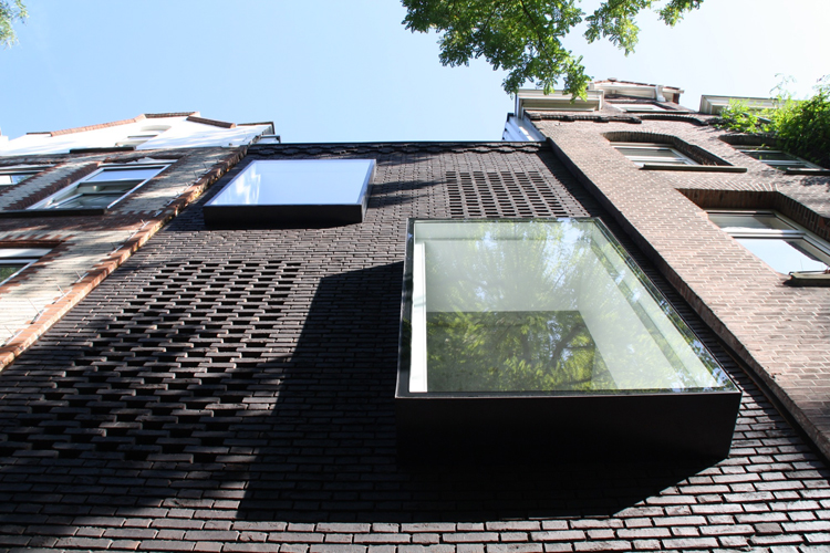 Skinny House in Rotterdam by Gwendolyn Huisman and Marijn Boterman