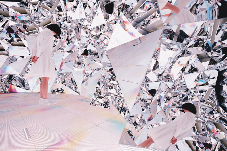 Prismverse Installation by XEX for Dr.Jart+