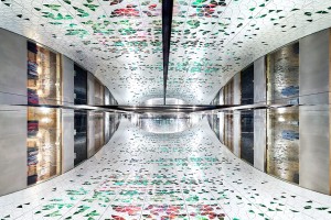 UUfie Adds Art Deco-Inspired Veils Within Printemps in Paris