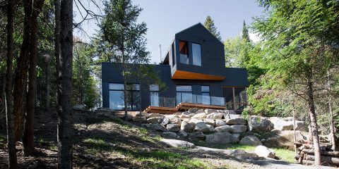 Atelier BOOM-TOWN Designs A Holiday Home For A Sister and Brother in Canada
