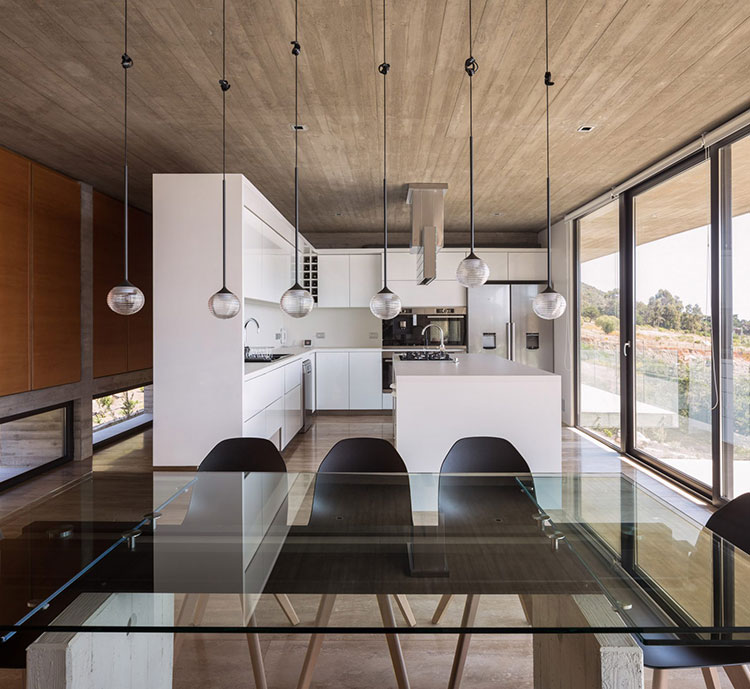 Felipe Assadi Designs Monolithic Concrete House On Chilean Coast