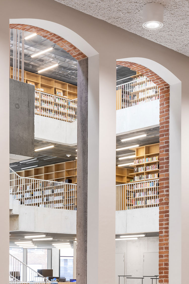 KAAN Architecten Turns A Military School Into A Library And  Academy for Performing Arts In Aalst 