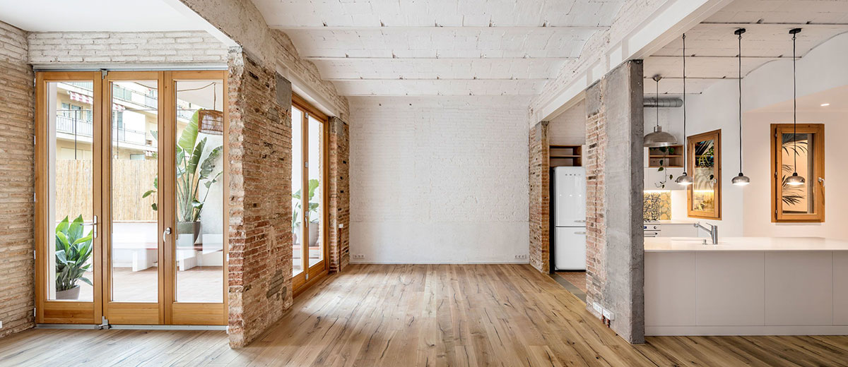 How to Restore a Hardwood Floor by Yourself