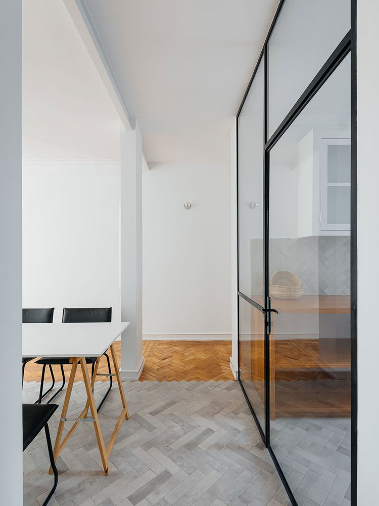 Apartment In Benfica, Lisbon, Portugal / Atelier 106 