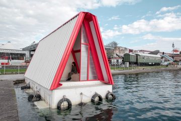 Fold and Float Emergency Shelter / SO?