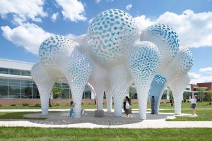 MARC FORNES / THEVERYMANY Builds The Cloud-Like Pavilion 'Pillars of Dreams' In North Carolina