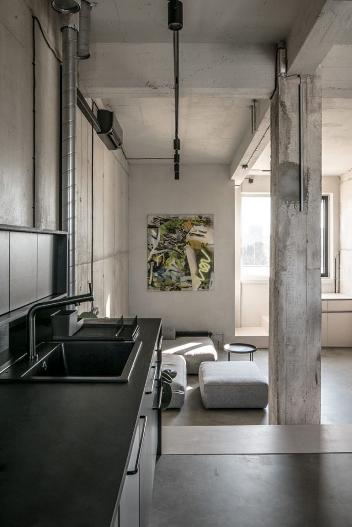 Mlynica Loft Apartment, Bratislava, Slovakia / Juraj Hubinský + Kuklica x Smerek Architekti