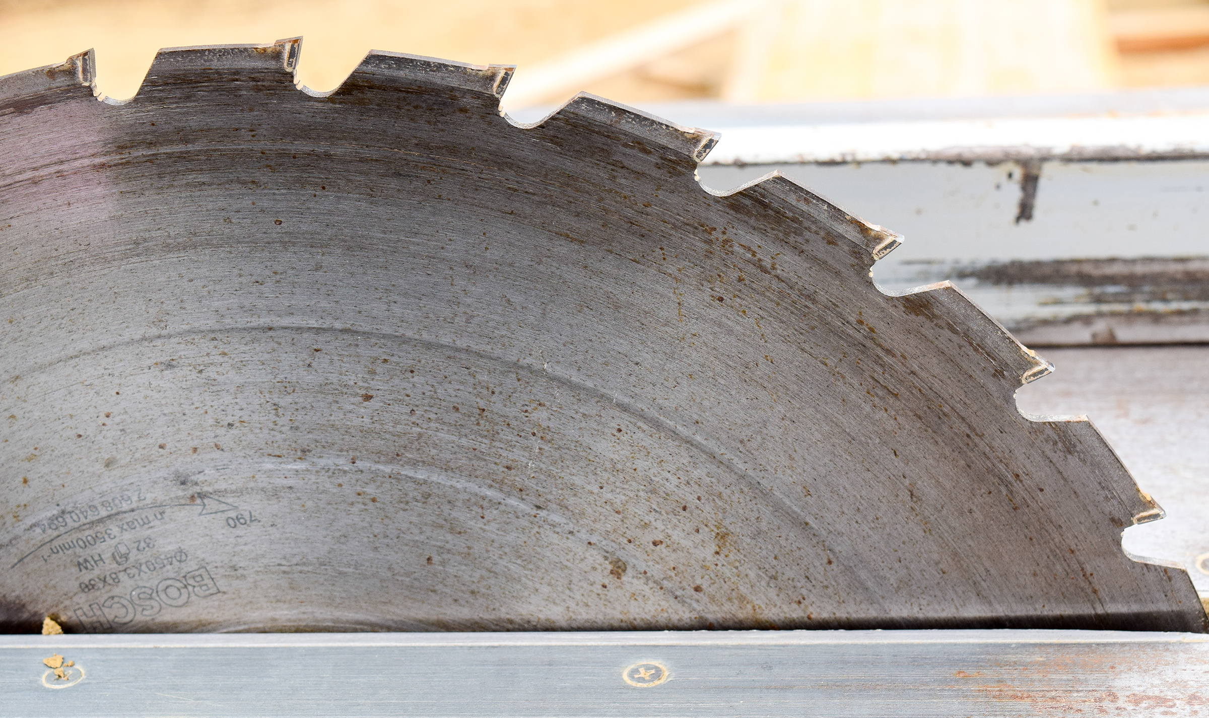 Handy Benefits and Usage of a Miter Saw