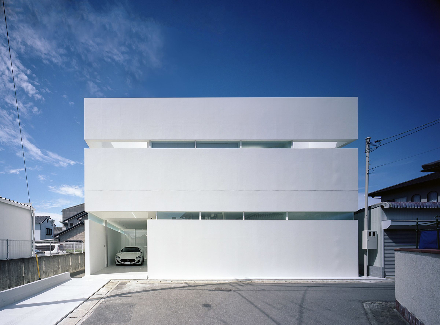 House in Takamatsu, Japan / Fujiwaramuro Architects