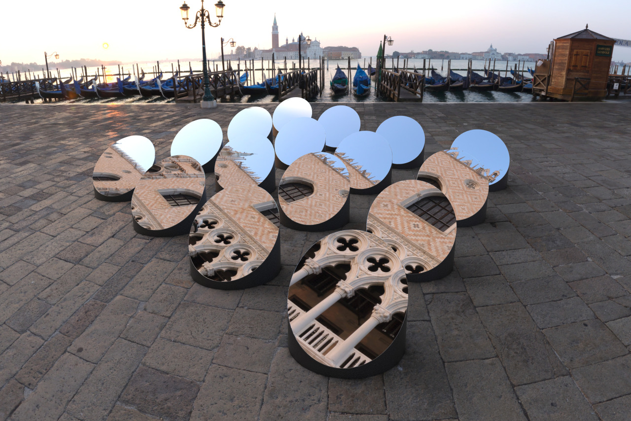 AZIMUT Installation, Venice, Italy / Arnaud Lapierre