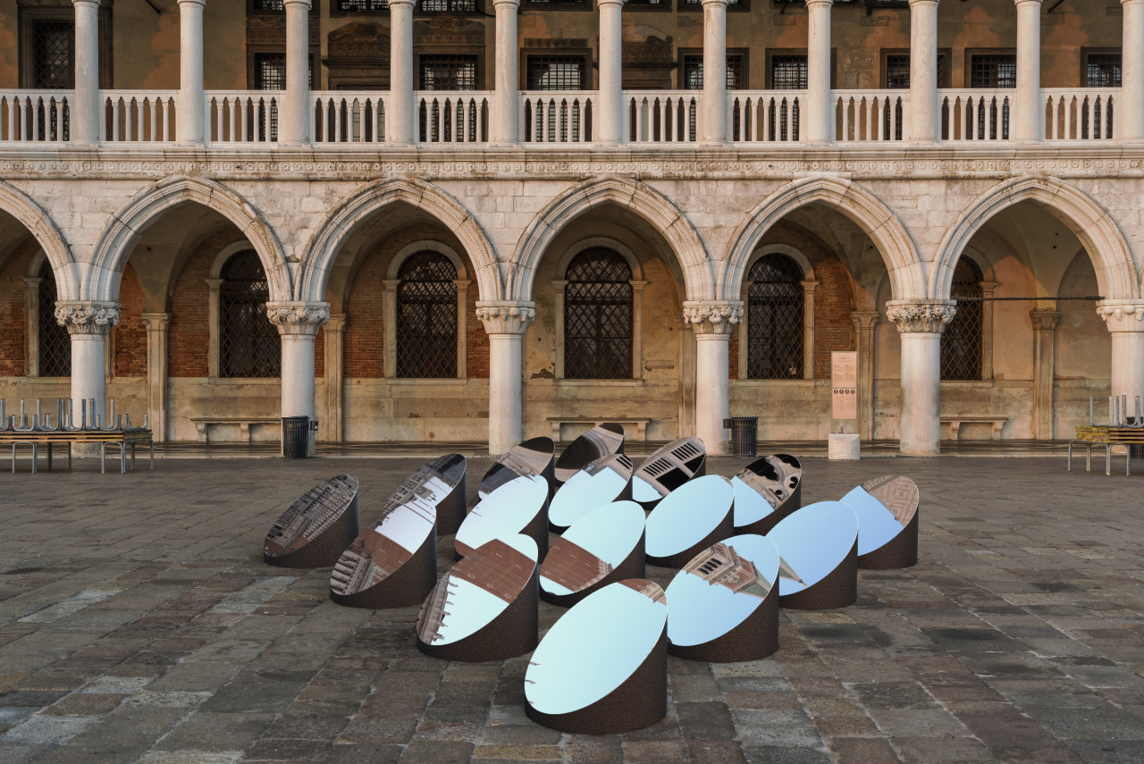 AZIMUT Installation, Venice, Italy / Arnaud Lapierre 