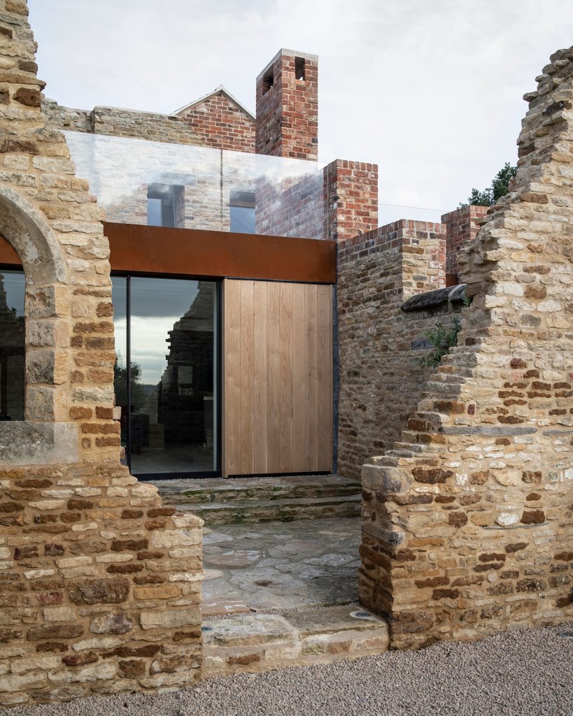 The Parchment Works House, Northamptonshire, UK / Will Gamble Architects