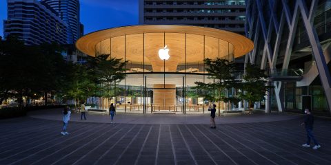 Apple Central World, Bangkok, Thailand / Foster + Partners