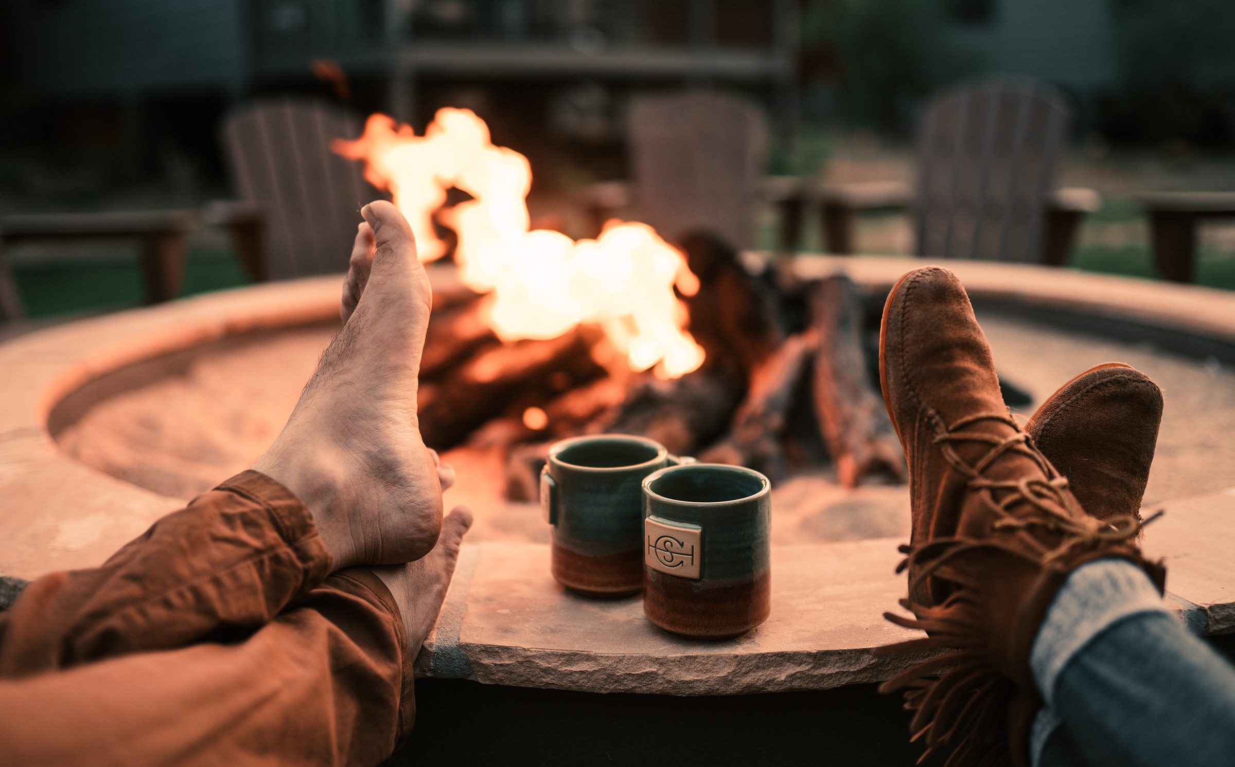 What Makes a Fire Pit Smokeless?