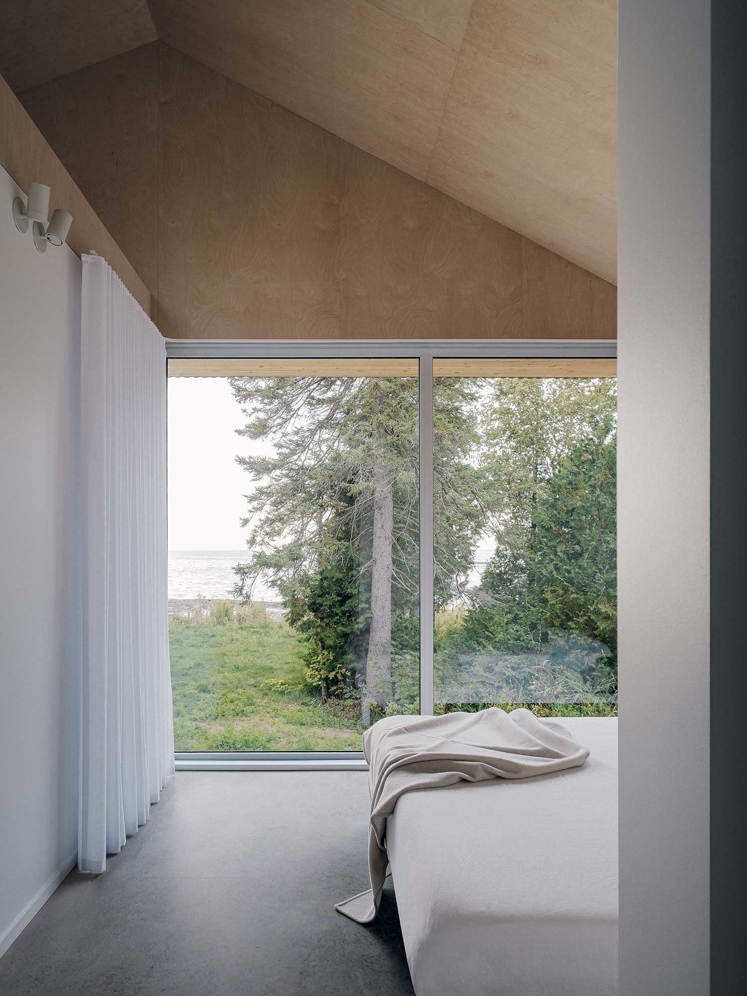 Rumah Devil's Glen, Ontario, Kanada / StudioAC