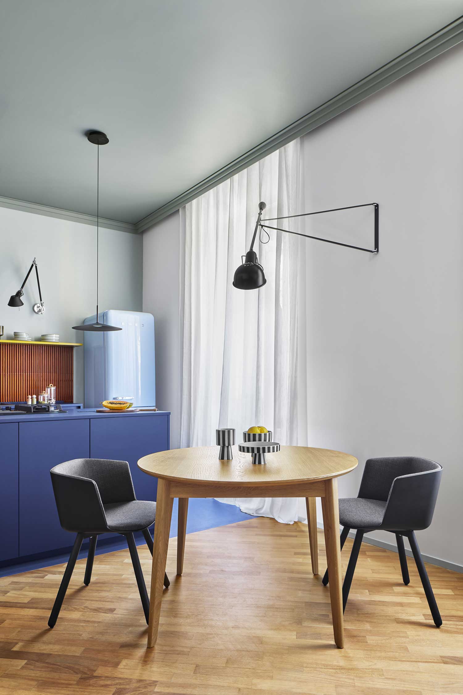 Inama 20 Apartment, Milan, IT / Chromastudio