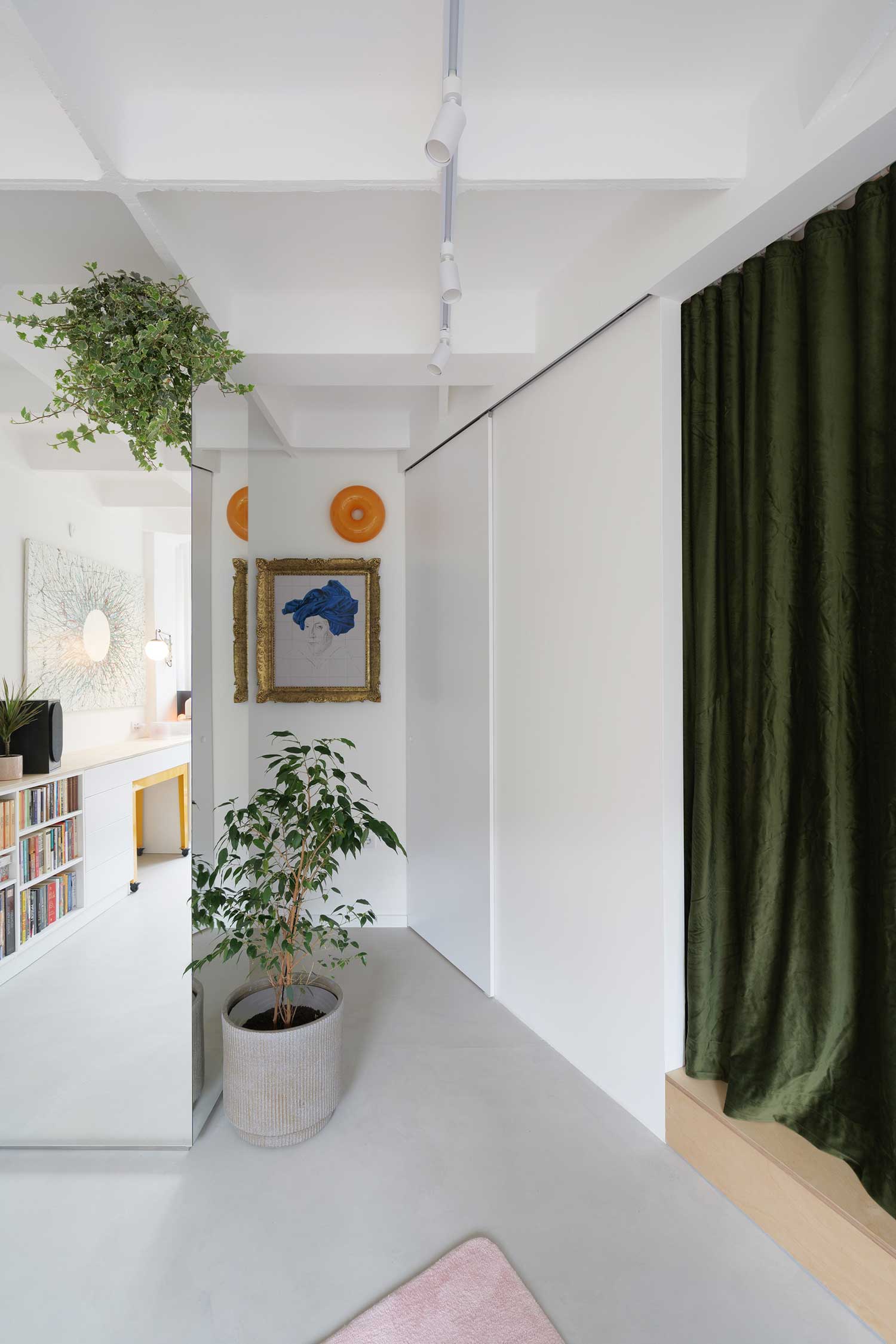 Parasite Habitat, Novi Sad, SRB / Cherry Art Hub