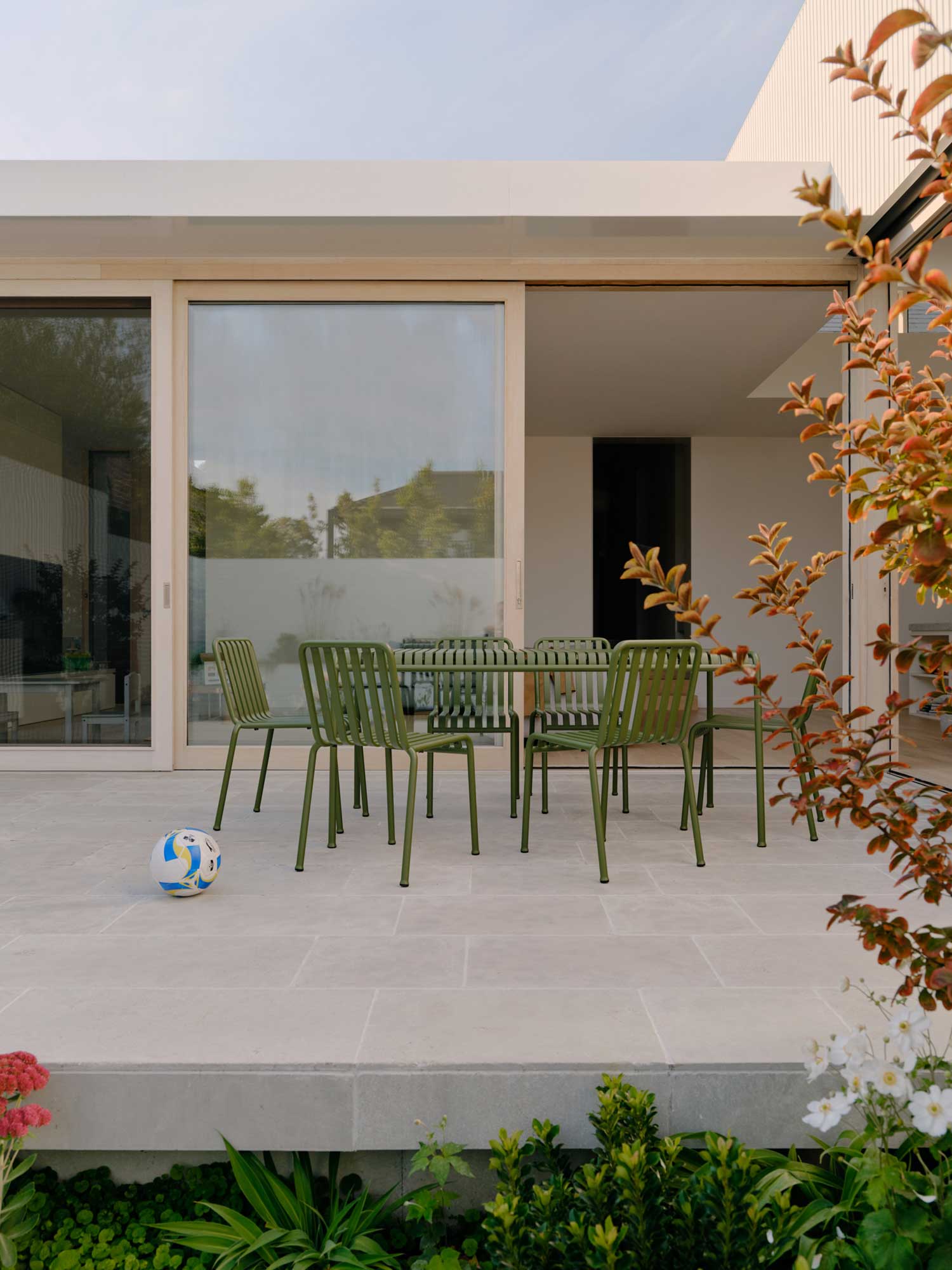 Transforming Your Patio: Maintenance Tips For A Welcoming Outdoor Retreat 