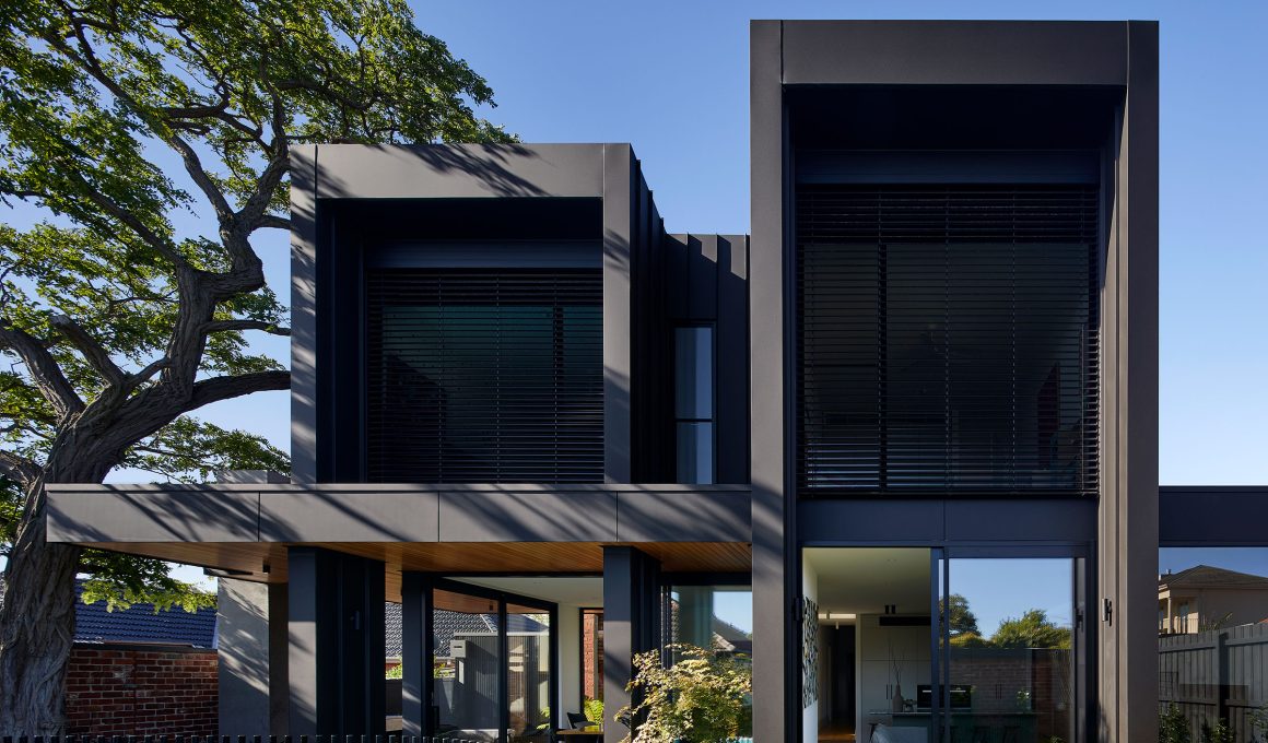 Aluminum Structures in B2B and B2C the American Way: Management Insights from Technohome