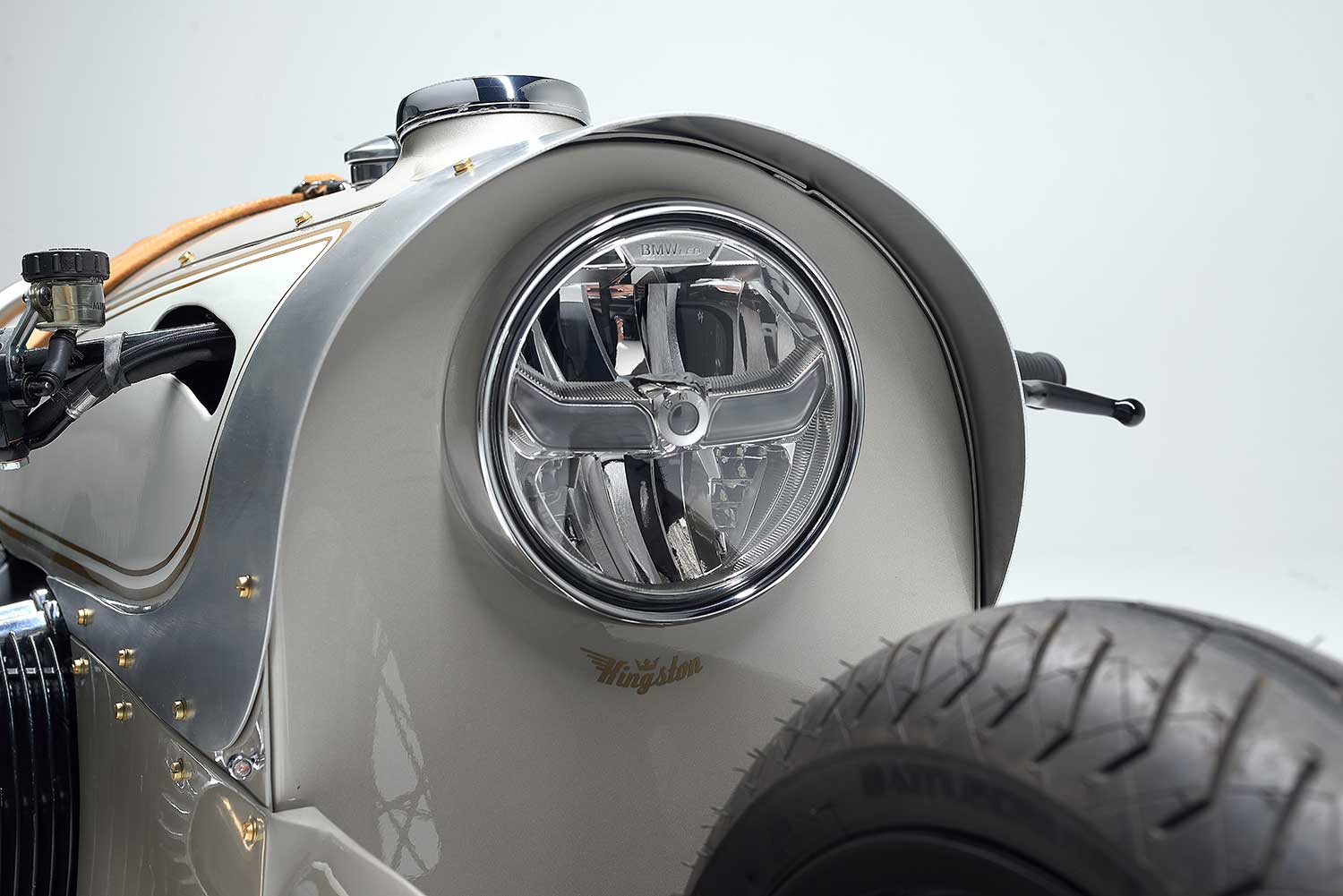 BMW Motorrad R 18 The Crown by Dirk Oehlerking