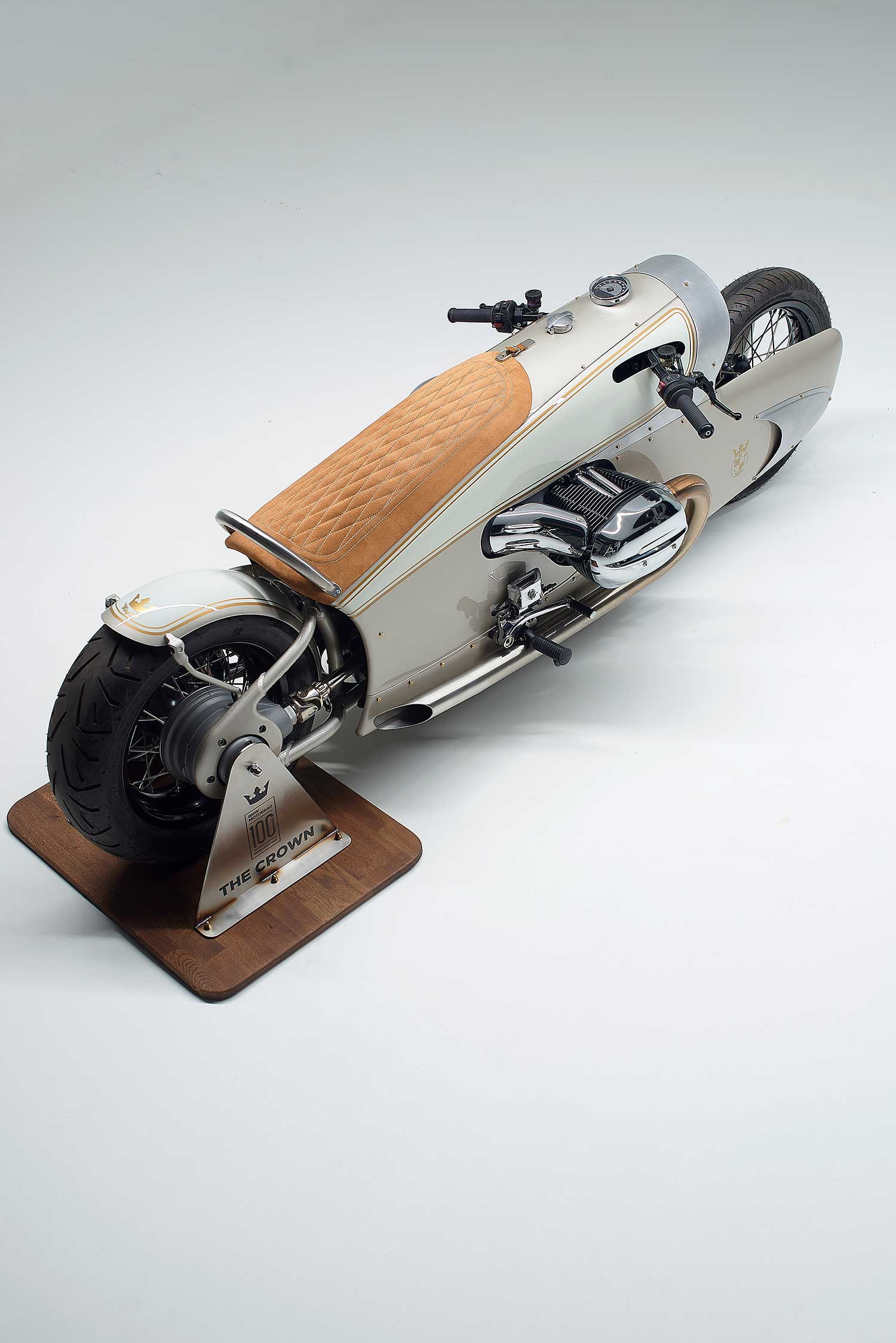 BMW Motorrad R 18 The Crown by Dirk Oehlerking