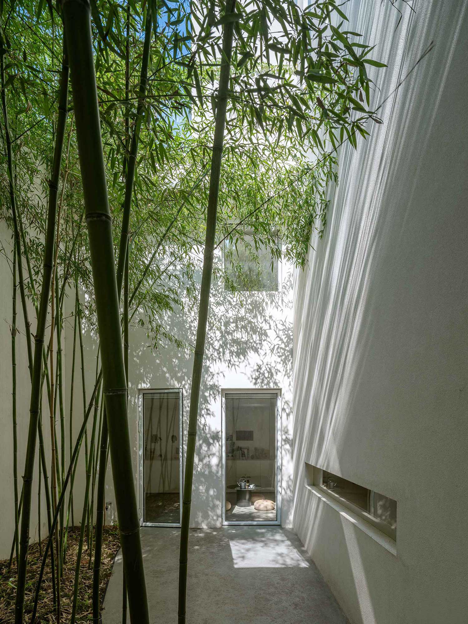 Forest Villa, Hefei, CN / HAS design and research