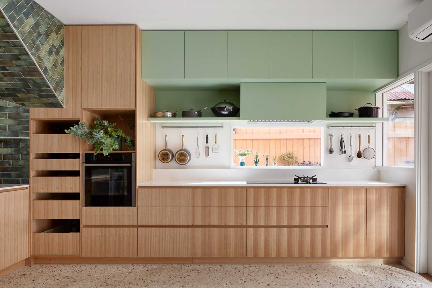 Little Pinky House, Melbourne, AUS / OOF! architecture