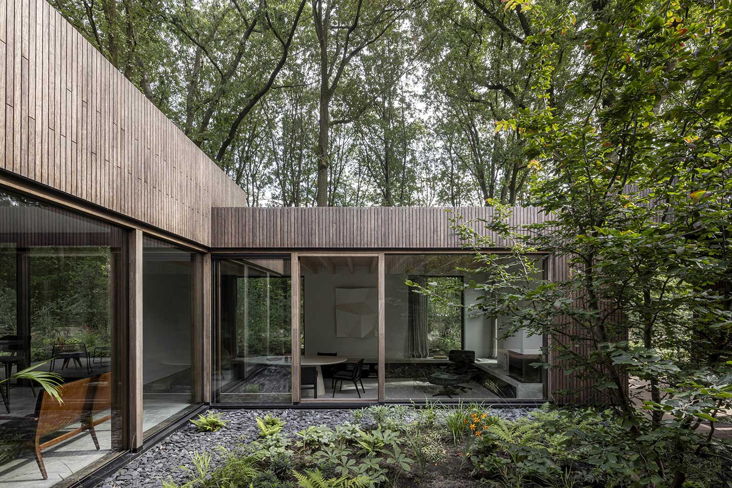 Open Park Villa, Limburg, DE / i29 interior architecture and design