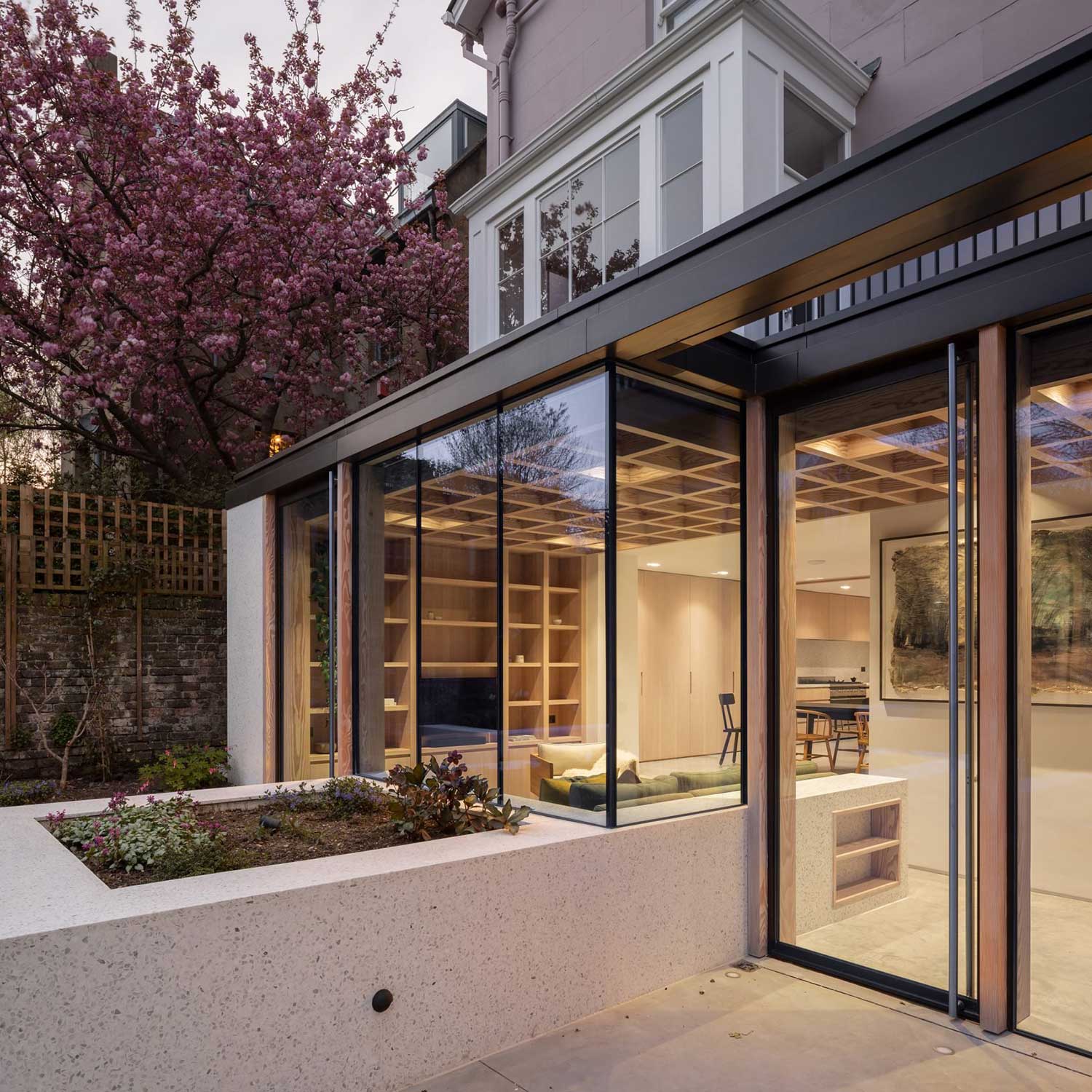 Palm Springs House, London, UK / Will Gamble Architects