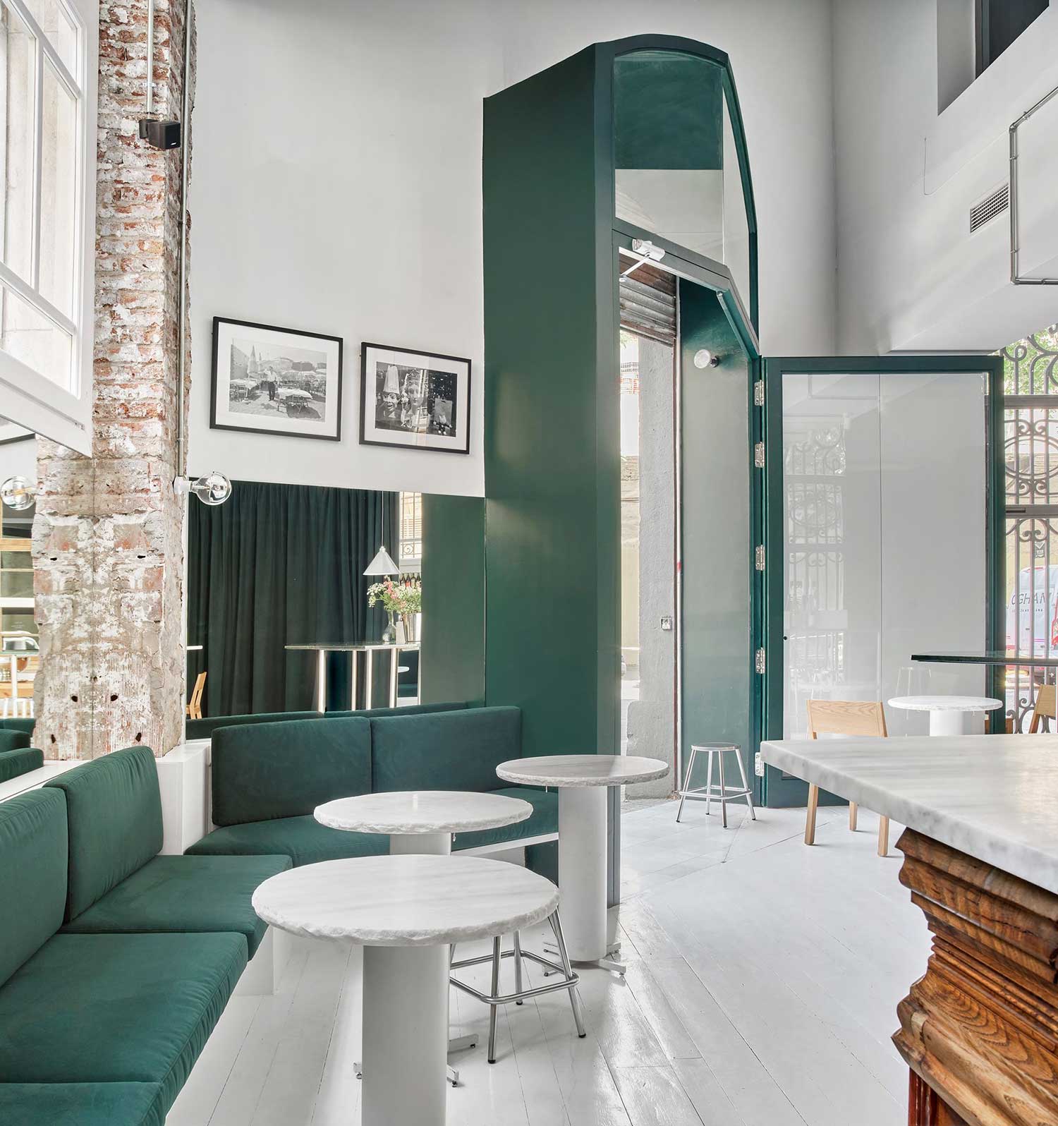 Tiberi Bar, Barcelona, ES. / H3o Architects and Tiberi Club