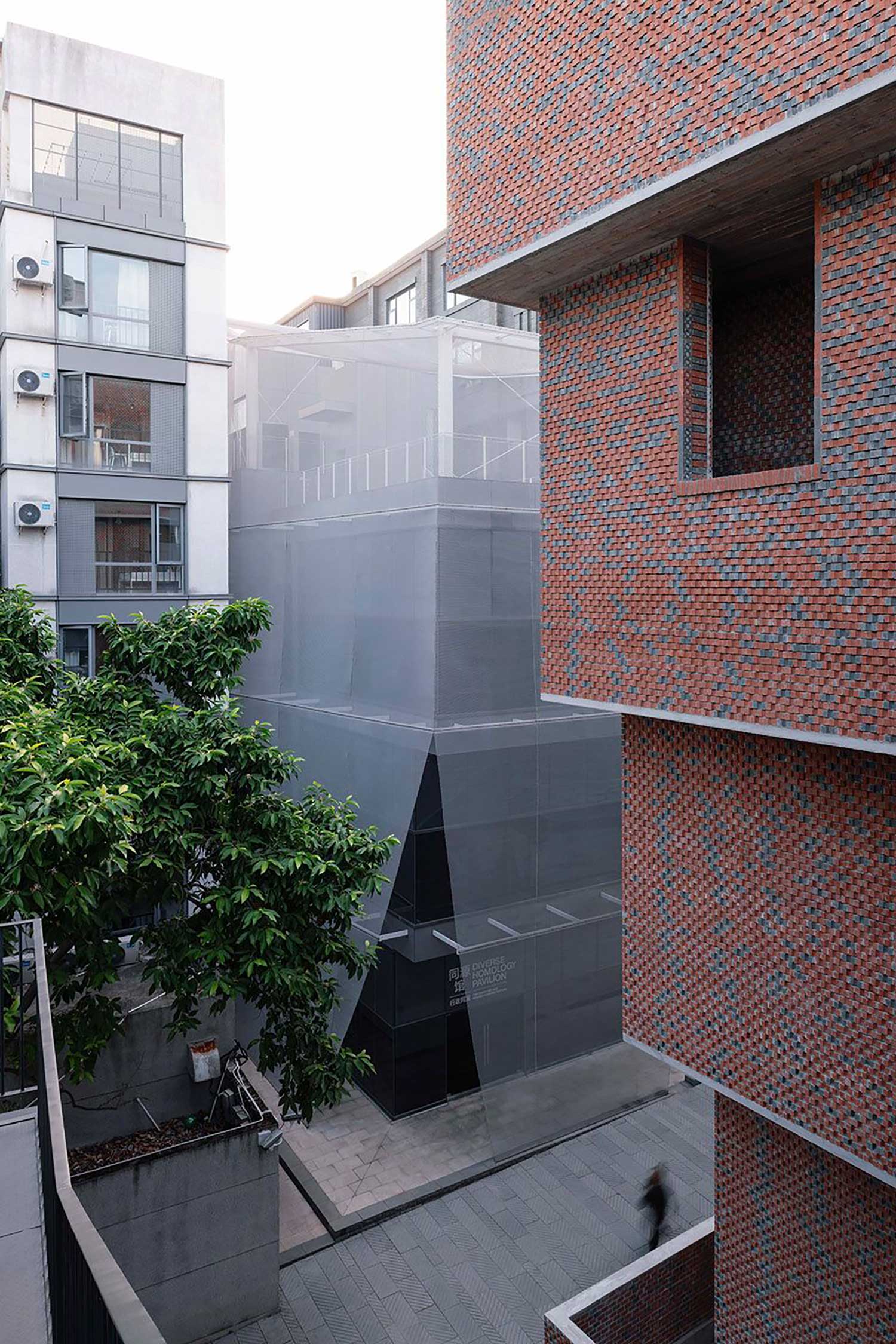 In-between Pavilion, Shenzhen, CN / Trace Architecture Office 