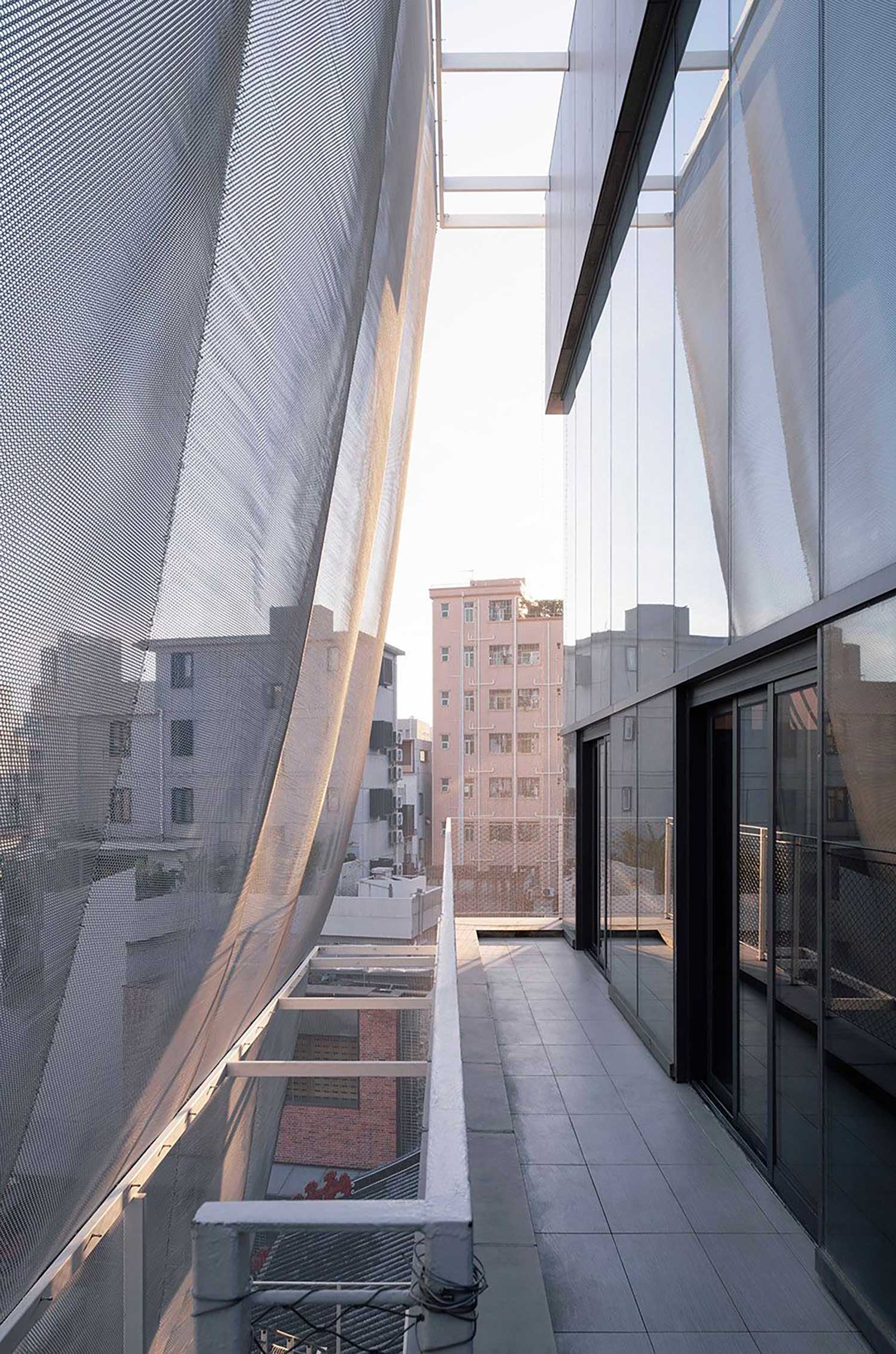 In-between Pavilion, Shenzhen, CN / Trace Architecture Office 