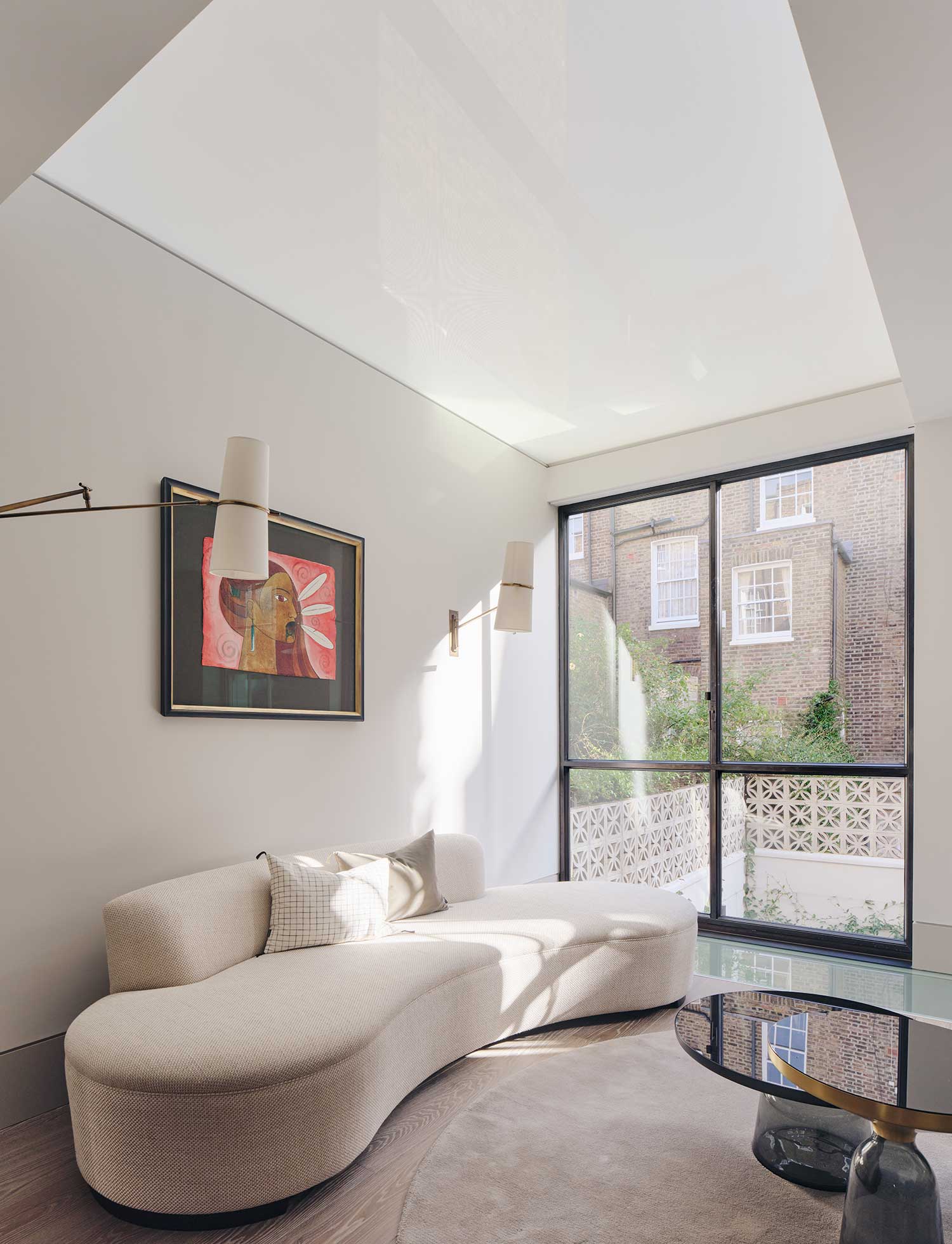 PN House, London, UK / TR Studio